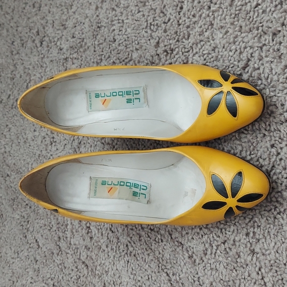 Liz Claiborne Shoes - Vintage heels